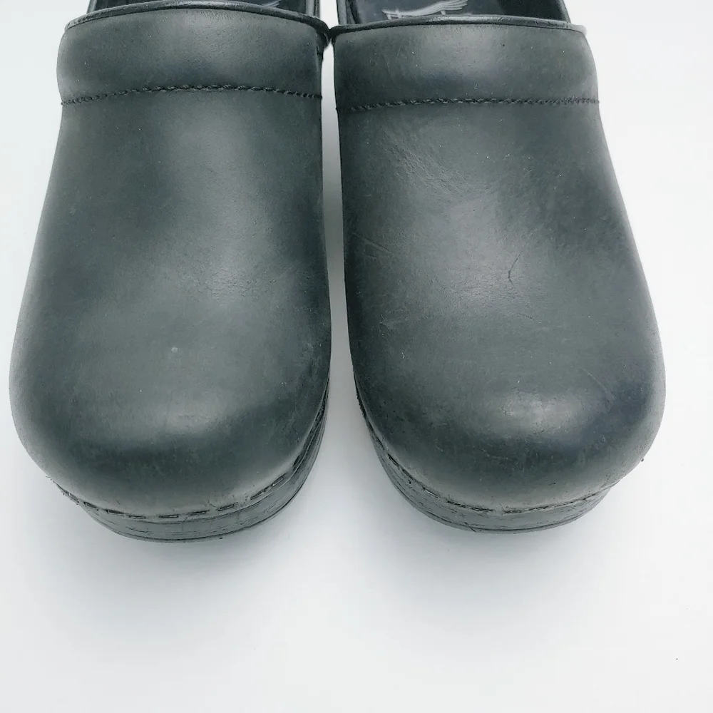 Dansko Black Leather Classic Comfort Nursing Clogs Shoes Sz 37 - Picture 4 of 9